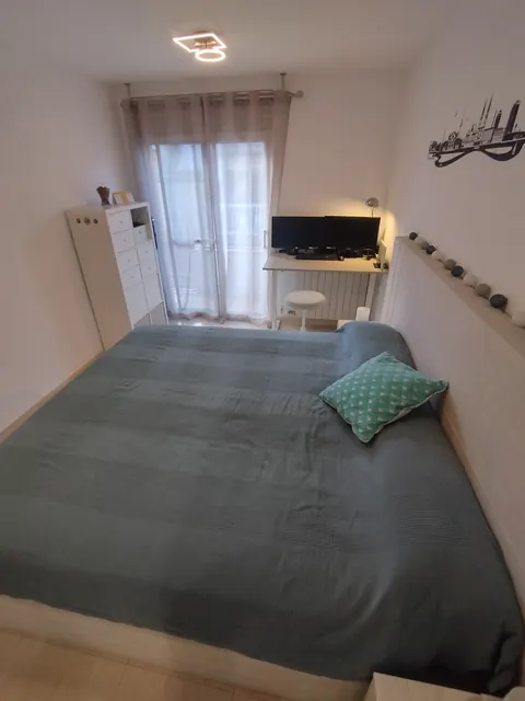 Schlafzimmer · Doppelbett